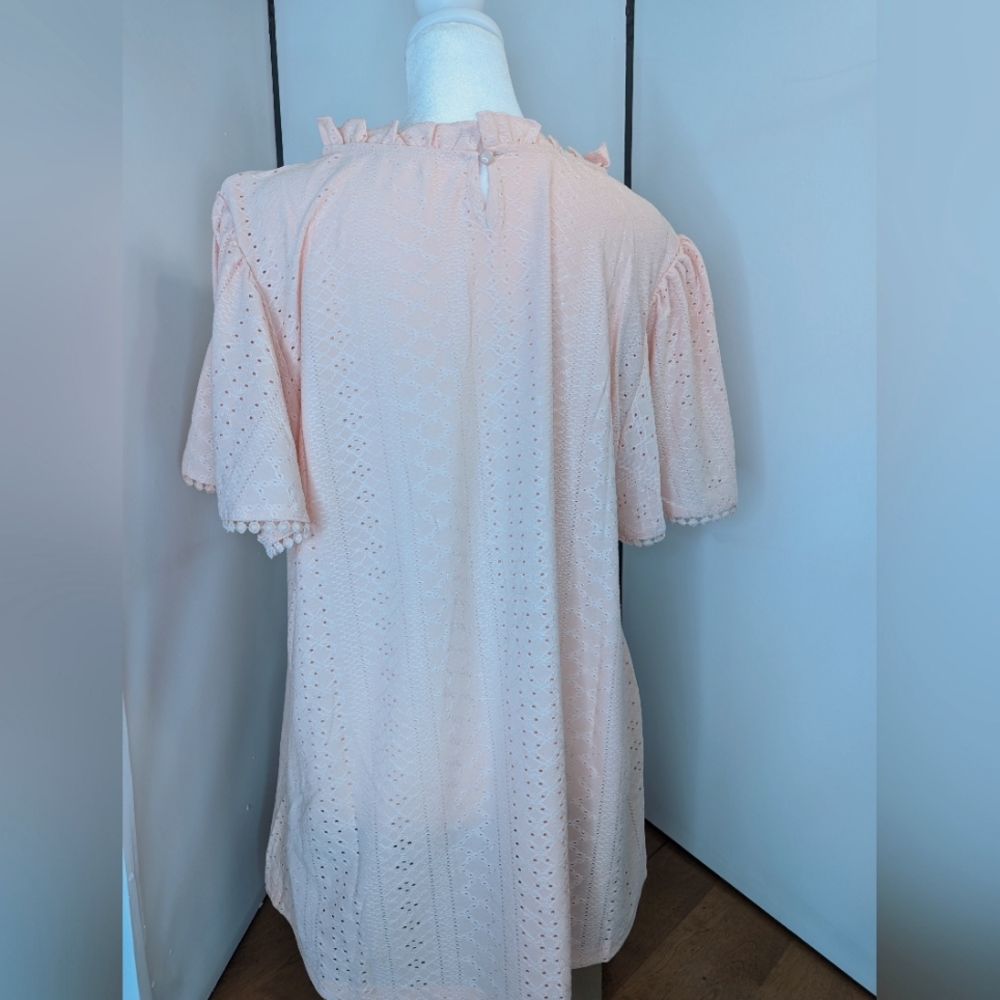 3/$14 NWOT Women's Blouse
